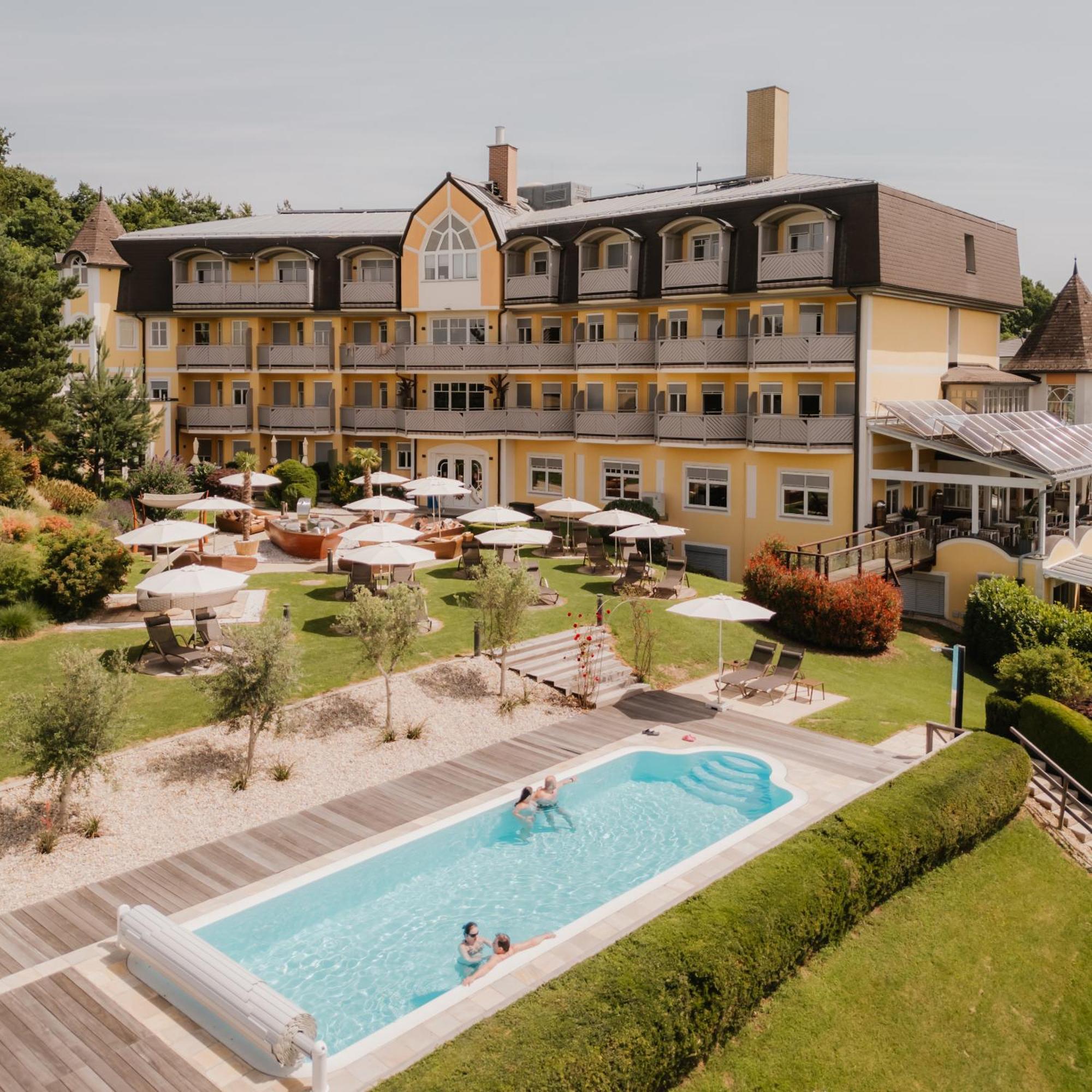 Maiers Kuschelhotel Loipersdorf Deluxe - Adults Only Fürstenfeld Exteriér fotografie
